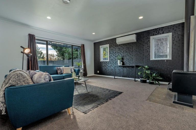 Photo of property in 1014 Tremaine Avenue, Roslyn, Palmerston North, 4414