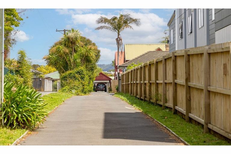 Photo of property in 3/54 Swanson Road, Henderson, Auckland, 0610