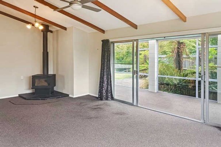 Photo of property in 19 Renwick Place, Hillmorton, Christchurch, 8025