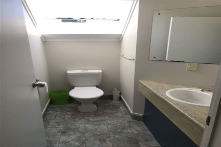 Photo of property in 15a Brocas Avenue, Hillcrest, Hamilton, 3216