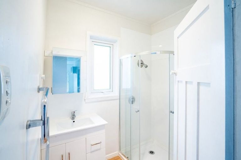 Photo of property in 239 Fitzherbert Avenue, West End, Palmerston North, 4410