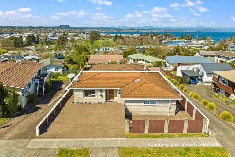 Photo of property in 2/9 Kaiuru Street, Nukuhau, Taupo, 3330