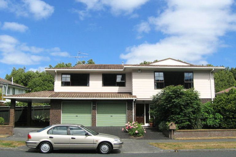 Photo of property in 28 Larchmont Grove, Totara Park, Upper Hutt, 5018