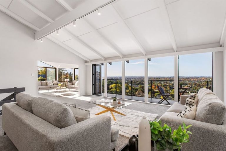 Photo of property in 23 Whareora Terrace, Cashmere, Christchurch, 8022