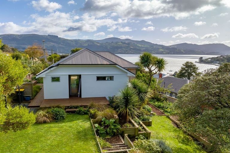 Photo of property in 5 Hellyer Street, Macandrew Bay, Dunedin, 9014