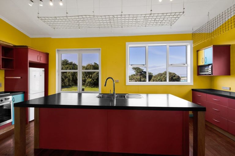 Photo of property in 24 Albany Street, Patea, 4520