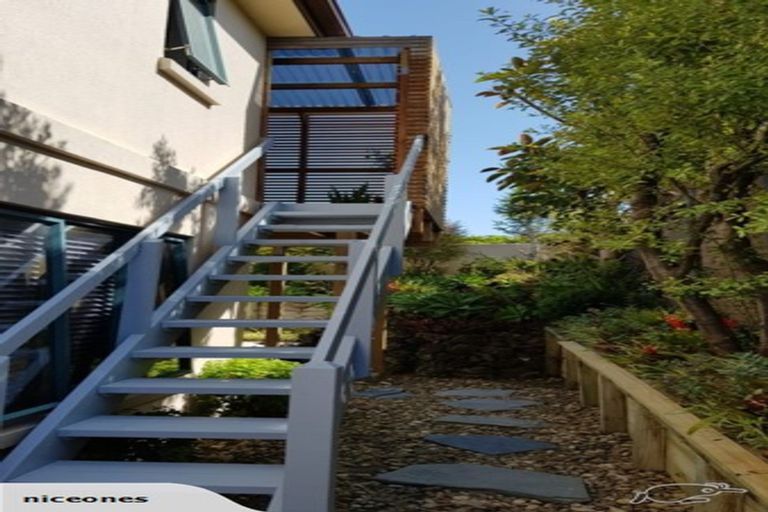 Photo of property in 19 Millstream Drive, Henderson, Auckland, 0610