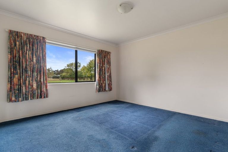 Photo of property in 16 Eureka Road, Eureka, Hamilton, 3287