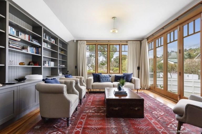 Photo of property in 49 Homewood Avenue, Karori, Wellington, 6012