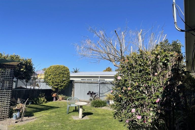 Photo of property in 37 York Avenue, Tamatea, Napier, 4112