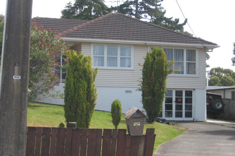 Photo of property in 20 Woodall Place, Totara Vale, Auckland, 0627