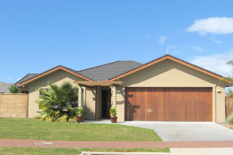 Photo of property in 5 Araroa Place, Papamoa Beach, Papamoa, 3118