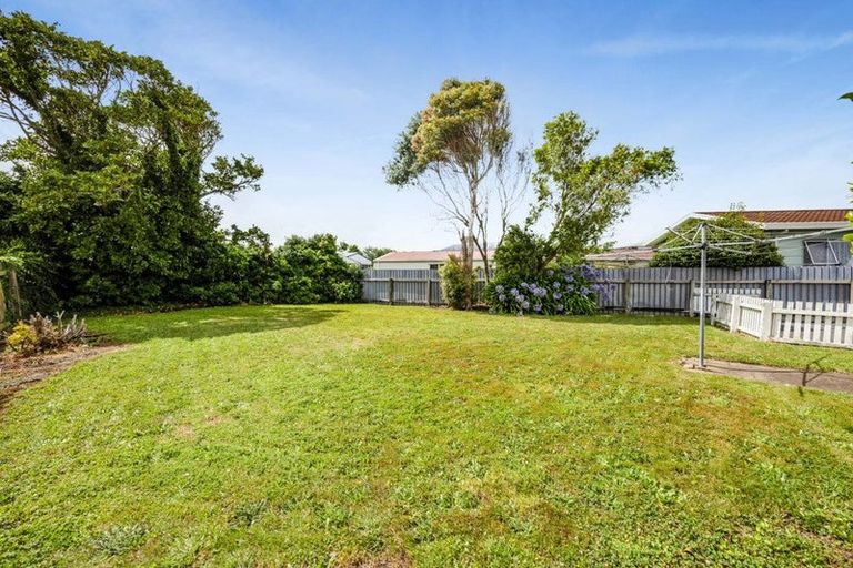 Photo of property in 200 Waihi Road, Hawera, 4610