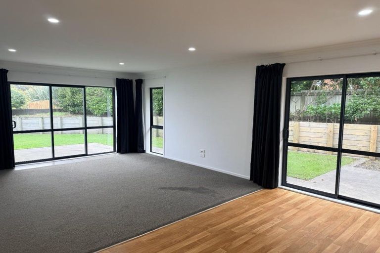Photo of property in 114a Ngamotu Road, Spotswood, New Plymouth, 4310