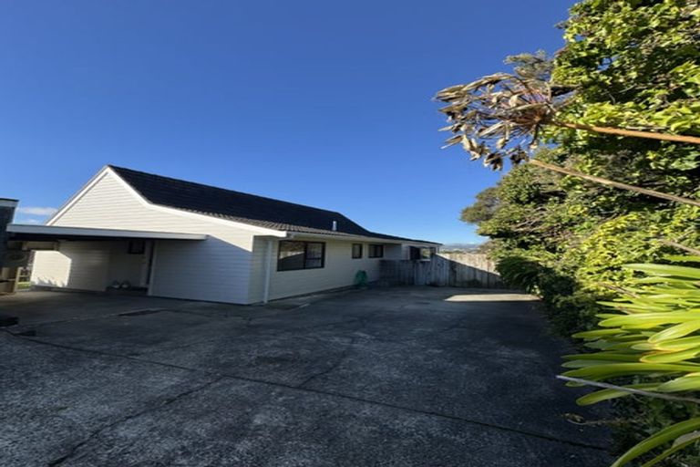 Photo of property in 210b Staithes Drive South, Whitby, Porirua, 5024