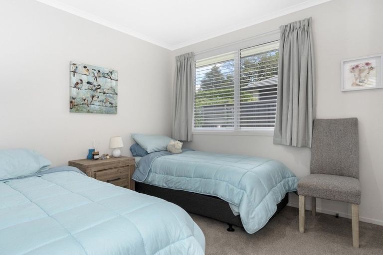 Photo of property in 18 Tranquil Grove, Omokoroa, 3114