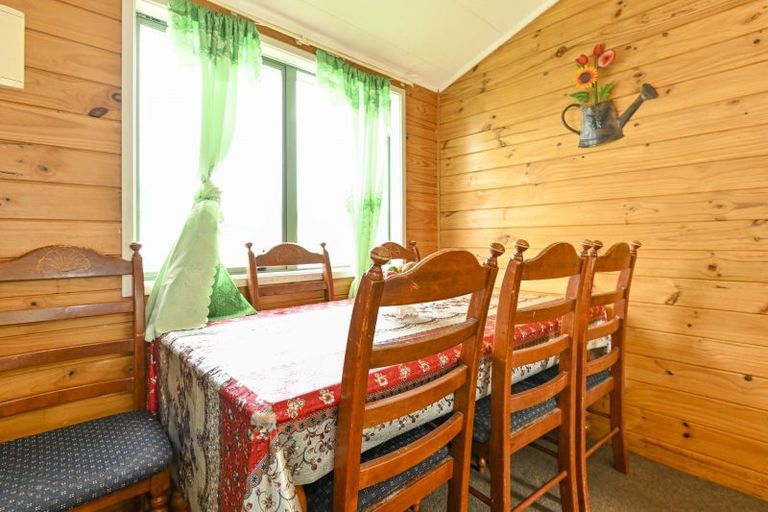 Photo of property in 258 Flaxmere Avenue, Flaxmere, Hastings, 4120