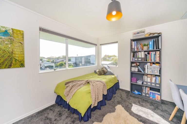 Photo of property in 23b Pahiatua Street, Hokowhitu, Palmerston North, 4410