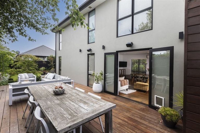 Photo of property in 28 Hawthorne Street, Strowan, Christchurch, 8052