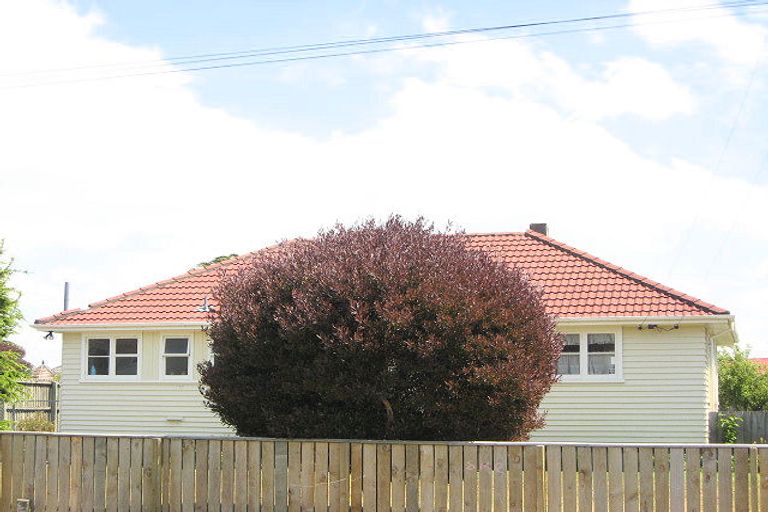 Photo of property in 35 Doreen Street, Aranui, Christchurch, 8061