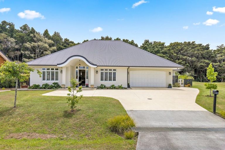 Photo of property in 28 Awanui Crescent, Matakana, Warkworth, 0985