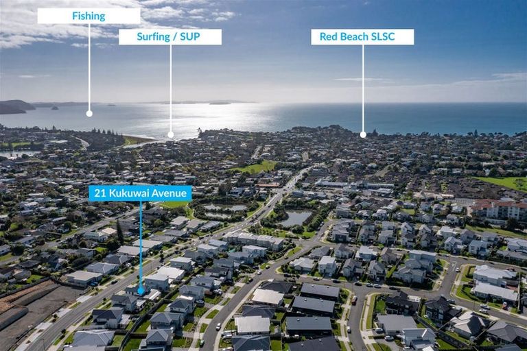 Photo of property in 21 Kukuwai Avenue, Red Beach, 0932