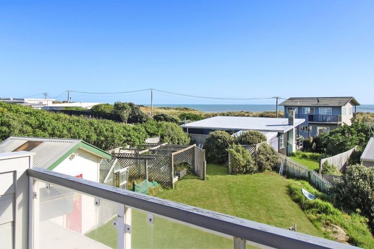 Photo of property in 34 Nelson Street, Foxton Beach, Foxton, 4815