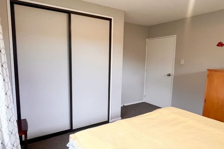 Photo of property in 5a Westgrove Avenue, Avonhead, Christchurch, 8042