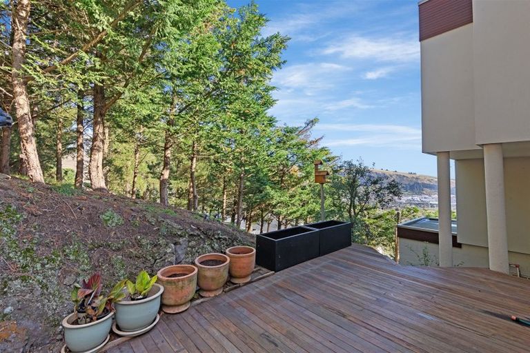 Photo of property in 210 Cannon Hill Crescent, Mount Pleasant, Christchurch, 8081