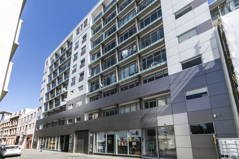 Photo of property in Monvie Apartments, 112/15 Holland Street, Te Aro, Wellington, 6011