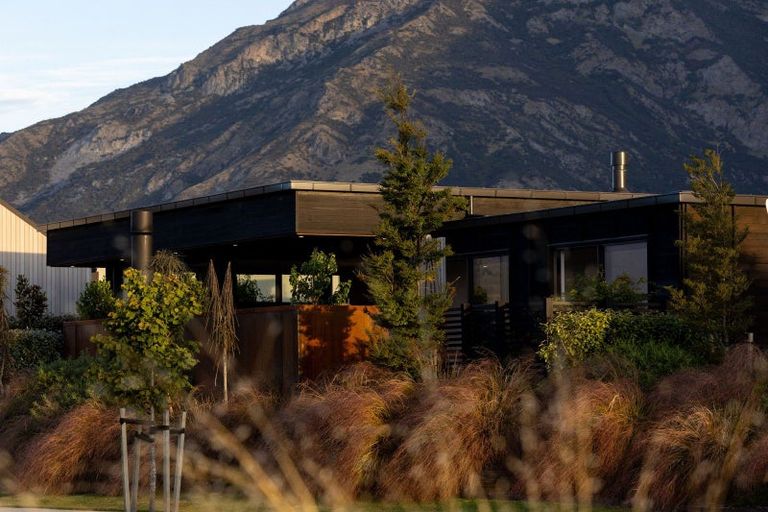 Photo of property in Kawarau Heights, 21 Kawarau Heights Boulevard, Lake Hayes, Queenstown, 9304