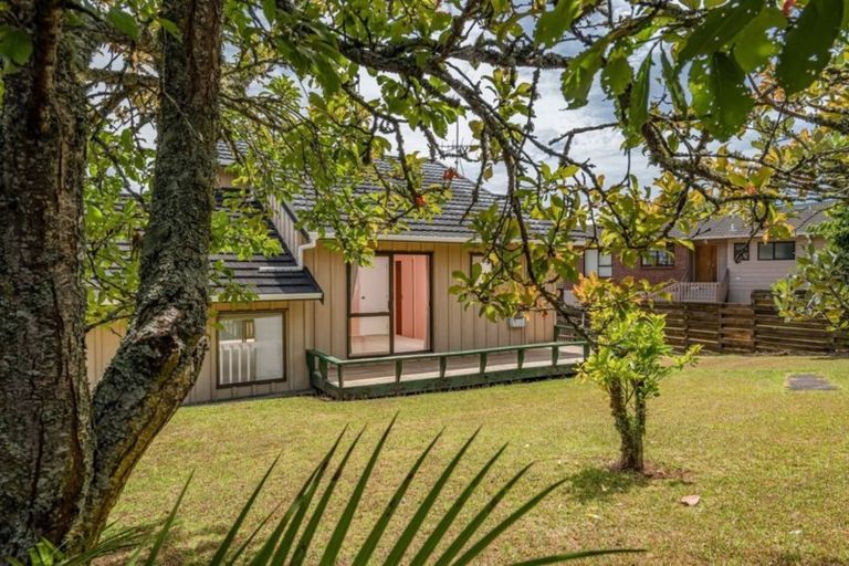 Photo of property in 5 Baltimore Place, Forrest Hill, Auckland, 0620