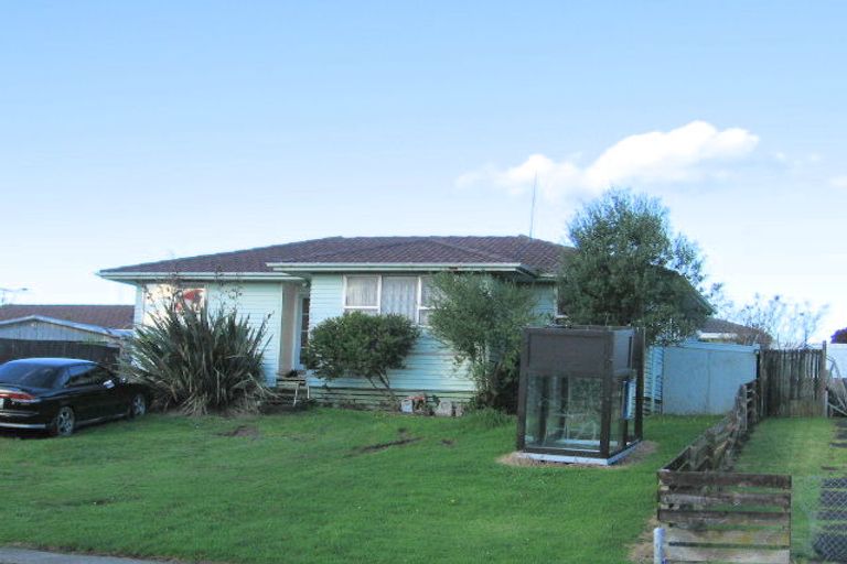 Photo of property in 36 Zelda Avenue, Clover Park, Auckland, 2023