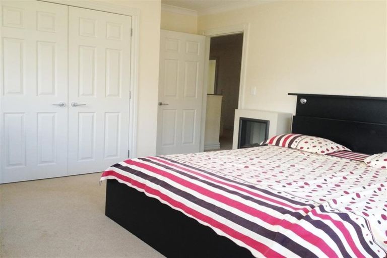 Photo of property in 42 Mauldeth Terrace, Churton Park, Wellington, 6037