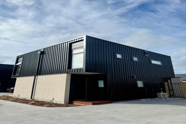 Photo of property in 4/106 Somerfield Street, Somerfield, Christchurch, 8024