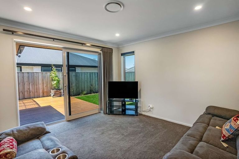 Photo of property in 68 Quinn Crescent, Woodend, 7610