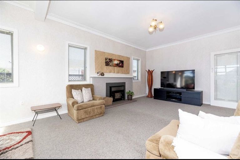 Photo of property in 2/31 Wintere Road, Papatoetoe, Auckland, 2025