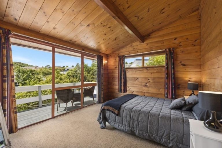 Photo of property in 9 Radiata Grove, Brown Owl, Upper Hutt, 5018