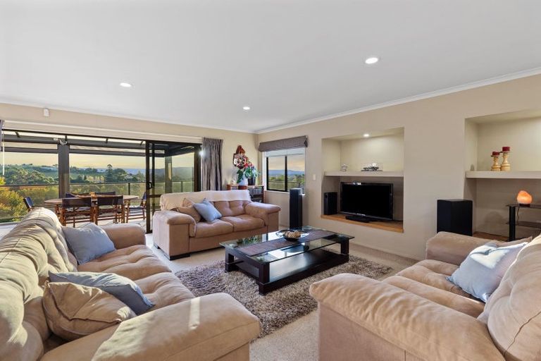 Photo of property in 132 Waikite Road, Welcome Bay, Tauranga, 3175