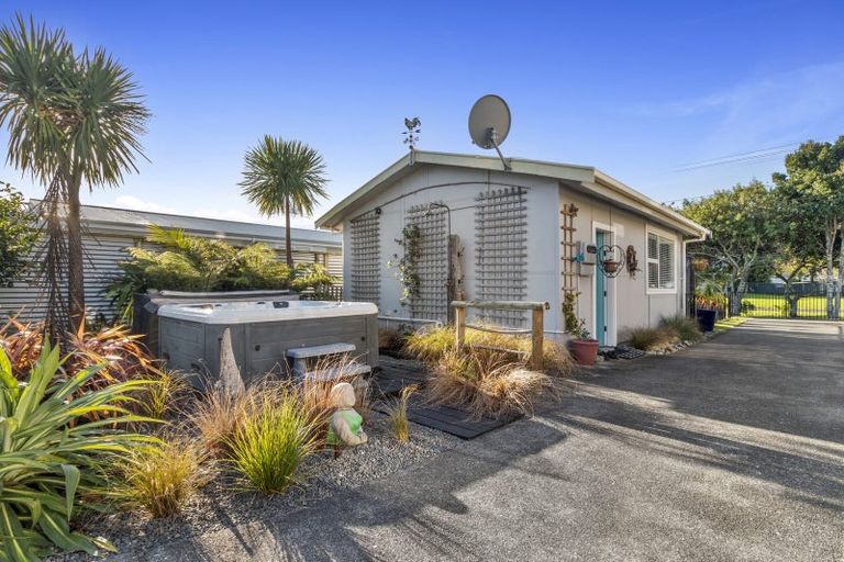 Photo of property in 403 Harbour View Road, Whangamata, 3620
