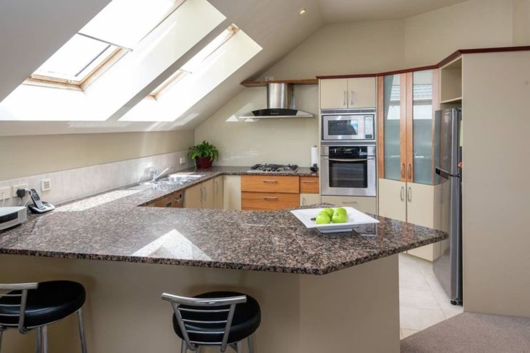 Photo of property in 1a Macleans Road, Bucklands Beach, Auckland, 2014