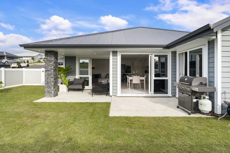 Photo of property in 2 Frankfield Road, Pokeno, 2402