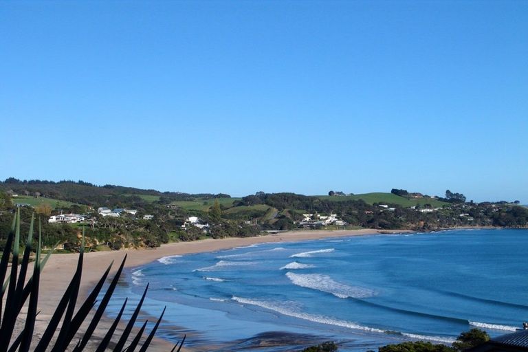 Photo of property in 21 Gazelle Way, Langs Beach, Waipu, 0582