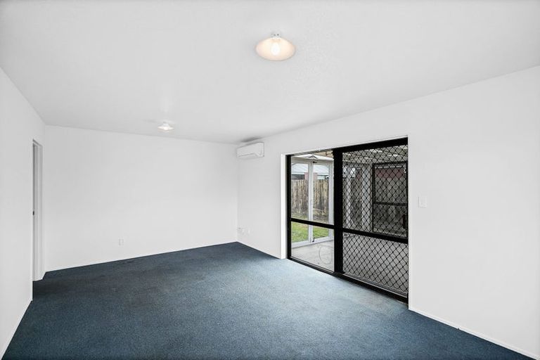Photo of property in 35 Wilson Street, Islington, Christchurch, 8042
