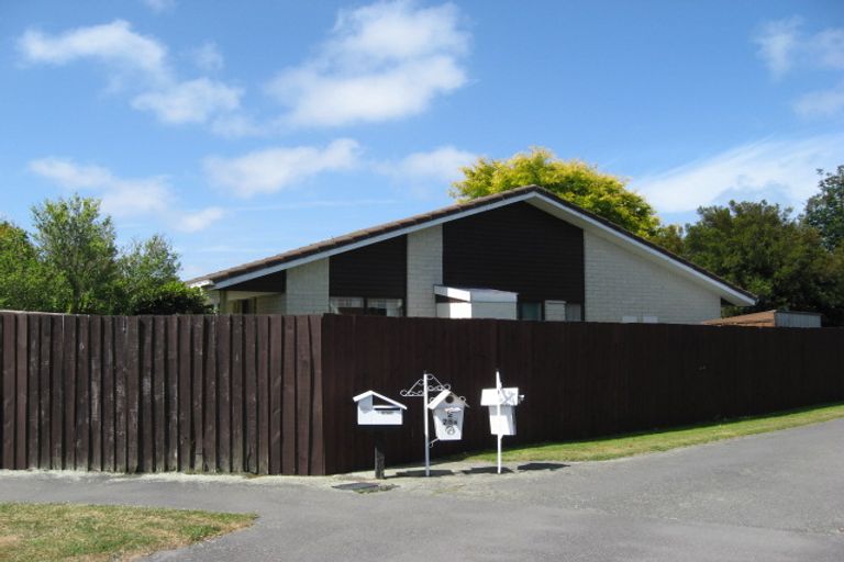 Photo of property in 28c Wyatt Place, Russley, Christchurch, 8042
