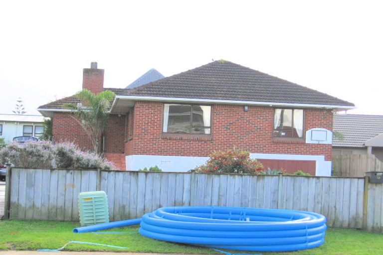 Photo of property in 13a Waller Avenue, Bucklands Beach, Auckland, 2012
