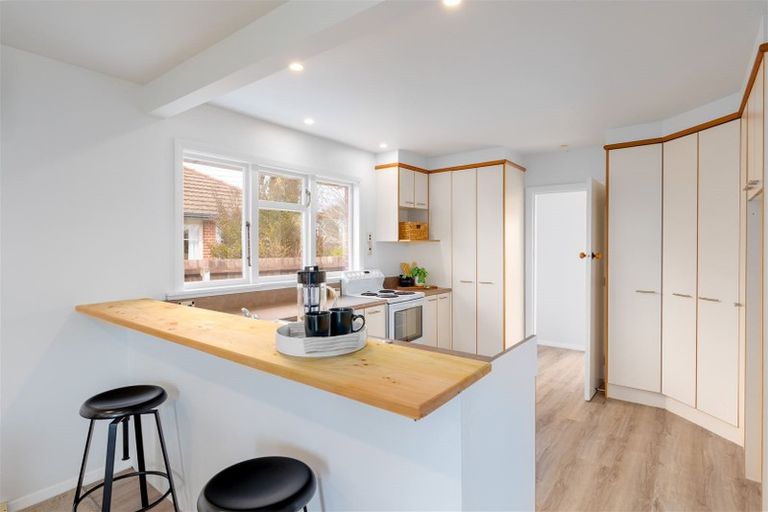 Photo of property in 16 Bethel Crescent, Bishopdale, Christchurch, 8053