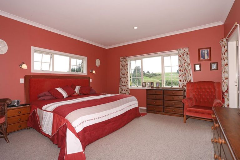 Photo of property in 67 Sandon Road, Feilding, 4702