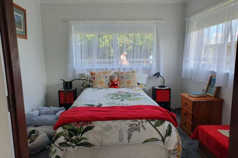 Photo of property in 13c Hussey Street, Waverley, 4510