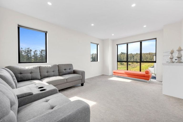 Photo of property in 40 Nightingale Road, Flat Bush, Auckland, 2019